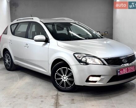 Серый Киа Сид, объемом двигателя 1.6 л и пробегом 140 тыс. км за 8999 $, фото 1 на Automoto.ua