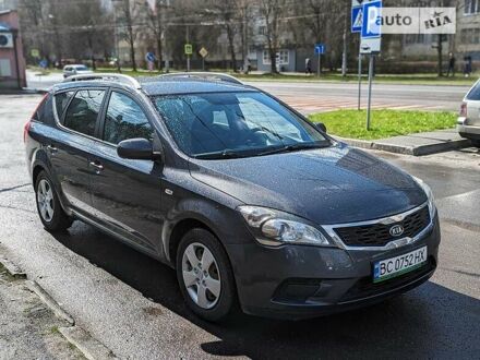 Киа Сид 2010 в Львове на Automoto.ua Серый Киа Сид, объемом двигателя 1.4 л и пробегом 236 тыс. км за 6800 $, фото 1 на Automoto.ua