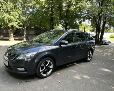 Серый Киа Сид, объемом двигателя 1.6 л и пробегом 255 тыс. км за 6202 $, фото 1 на Automoto.ua