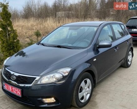 Серый Киа Сид, объемом двигателя 1.4 л и пробегом 156 тыс. км за 5999 $, фото 1 на Automoto.ua