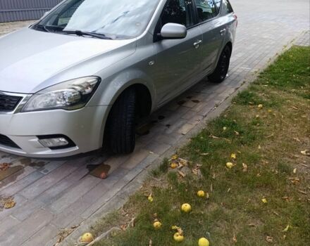 Сірий Кіа Сід, об'ємом двигуна 1.6 л та пробігом 252 тис. км за 7050 $, фото 1 на Automoto.ua