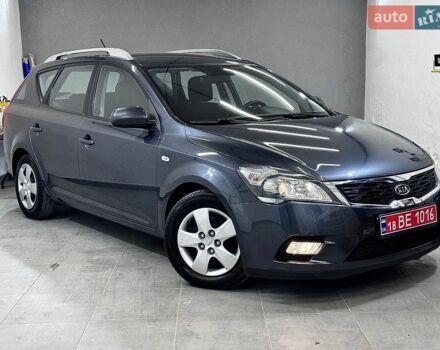 Серый Киа Сид, объемом двигателя 1.6 л и пробегом 203 тыс. км за 8500 $, фото 1 на Automoto.ua