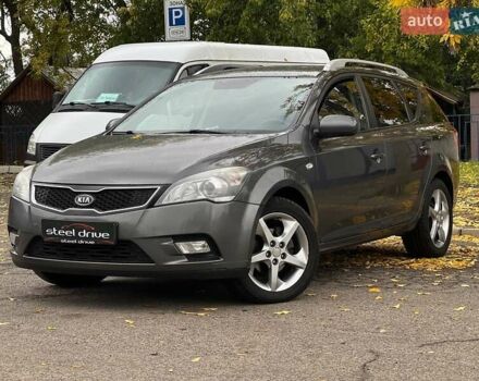 Серый Киа Сид, объемом двигателя 1.6 л и пробегом 282 тыс. км за 6499 $, фото 1 на Automoto.ua