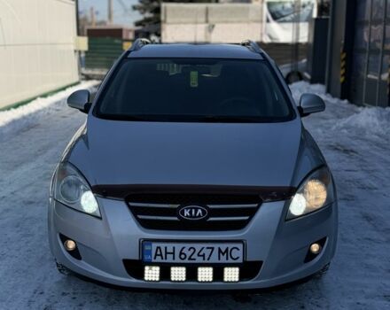 Серый Киа Сид, объемом двигателя 2 л и пробегом 280 тыс. км за 5600 $, фото 1 на Automoto.ua