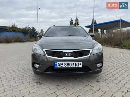 Киа Сид 2010 в Жмеренке на Automoto.ua Серый Киа Сид, объемом двигателя 1.6 л и пробегом 276 тыс. км за 6700 $, фото 1 на Automoto.ua