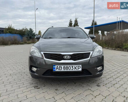 Серый Киа Сид, объемом двигателя 1.6 л и пробегом 276 тыс. км за 6700 $, фото 1 на Automoto.ua