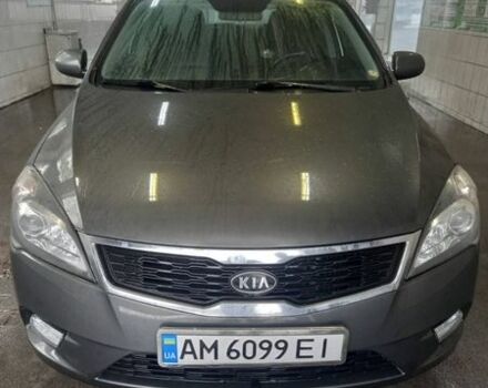 Сірий Кіа Сід, об'ємом двигуна 1.6 л та пробігом 373 тис. км за 5850 $, фото 1 на Automoto.ua