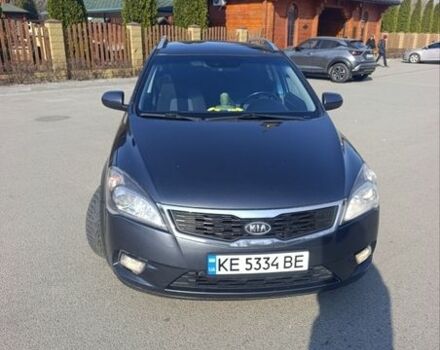 Серый Киа Сид, объемом двигателя 1.58 л и пробегом 265 тыс. км за 7700 $, фото 1 на Automoto.ua