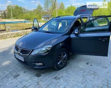 Сірий Кіа Сід, об'ємом двигуна 1.6 л та пробігом 320 тис. км за 6900 $, фото 1 на Automoto.ua