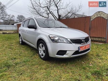 Серый Киа Сид, объемом двигателя 1.4 л и пробегом 211 тыс. км за 6550 $, фото 1 на Automoto.ua