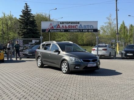 Кіа Сід 2010 у Кривому Розі на Automoto.ua Сірий Кіа Сід, об'ємом двигуна 1.6 л та пробігом 234 тис. км за 7000 $, фото 1 на Automoto.ua