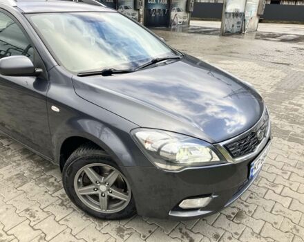 Киа Сид 2010 в Стрые на Automoto.ua Серый Киа Сид, объемом двигателя 1.6 л и пробегом 284 тыс. км за 3800 $, фото 1 на Automoto.ua