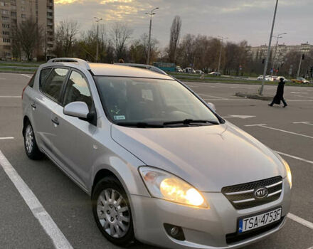 Сірий Кіа Сід, об'ємом двигуна 2.02 л та пробігом 297 тис. км за 3650 $, фото 1 на Automoto.ua