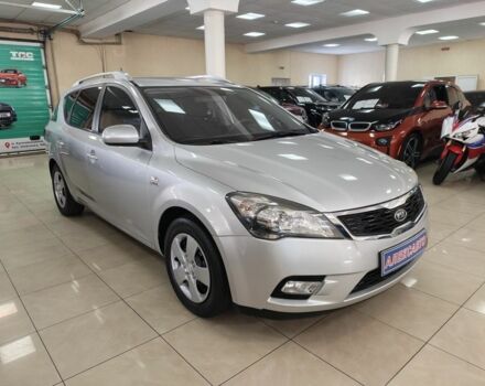 Сірий Кіа Сід, об'ємом двигуна 1.4 л та пробігом 183 тис. км за 6699 $, фото 1 на Automoto.ua