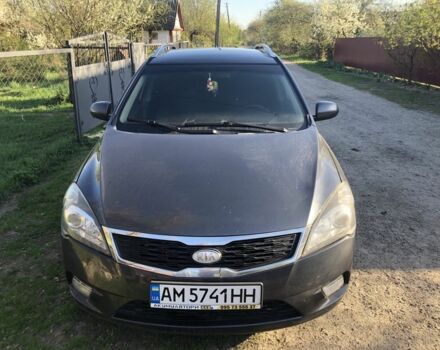 Сірий Кіа Сід, об'ємом двигуна 1.6 л та пробігом 225 тис. км за 6000 $, фото 1 на Automoto.ua