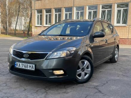 Серый Киа Сид, объемом двигателя 1.6 л и пробегом 239 тыс. км за 7200 $, фото 1 на Automoto.ua