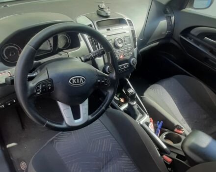 Сірий Кіа Сід, об'ємом двигуна 1.6 л та пробігом 226 тис. км за 5500 $, фото 1 на Automoto.ua