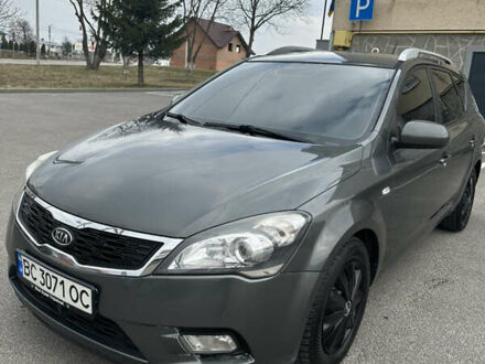 Киа Сид 2010 в Львове на Automoto.ua Серый Киа Сид, объемом двигателя 1.58 л и пробегом 275 тыс. км за 6200 $, фото 1 на Automoto.ua