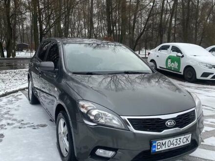Серый Киа Сид, объемом двигателя 1.58 л и пробегом 275 тыс. км за 6200 $, фото 1 на Automoto.ua