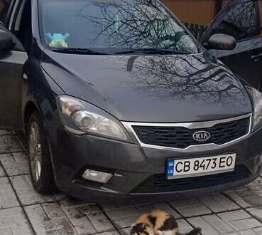 Киа Сид 2011 в Варве на Automoto.ua Серый Киа Сид, объемом двигателя 1.58 л и пробегом 248 тыс. км за 7600 $, фото 1 на Automoto.ua