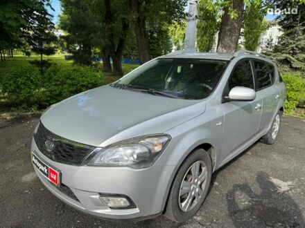 Киа Сид 2011 в Киеве на Automoto.ua Серый Киа Сид, объемом двигателя 1.6 л и пробегом 205 тыс. км за 7690 $, фото 1 на Automoto.ua