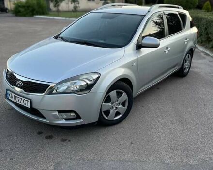 Серый Киа Сид, объемом двигателя 1.4 л и пробегом 298 тыс. км за 6000 $, фото 1 на Automoto.ua