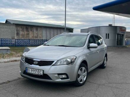 Серый Киа Сид, объемом двигателя 1.4 л и пробегом 220 тыс. км за 6999 $, фото 1 на Automoto.ua