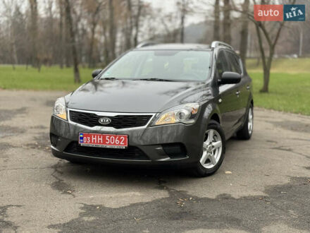 Серый Киа Сид, объемом двигателя 1.59 л и пробегом 187 тыс. км за 6700 $, фото 1 на Automoto.ua