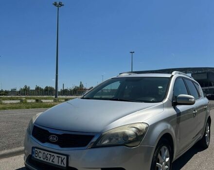 Серый Киа Сид, объемом двигателя 1.6 л и пробегом 236 тыс. км за 5500 $, фото 1 на Automoto.ua