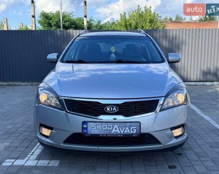 Серый Киа Сид, объемом двигателя 1.6 л и пробегом 257 тыс. км за 6850 $, фото 1 на Automoto.ua