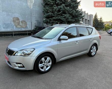 Серый Киа Сид, объемом двигателя 1.6 л и пробегом 208 тыс. км за 6800 $, фото 1 на Automoto.ua