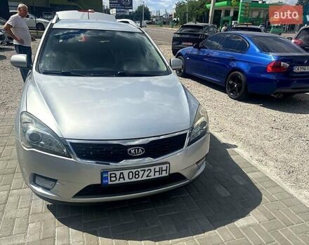 Сірий Кіа Сід, об'ємом двигуна 1.4 л та пробігом 200 тис. км за 7500 $, фото 1 на Automoto.ua