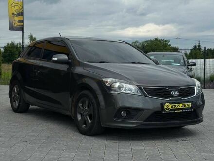 Сірий Кіа Сід, об'ємом двигуна 0 л та пробігом 105 тис. км за 8400 $, фото 1 на Automoto.ua