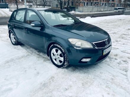 Серый Киа Сид, объемом двигателя 1.6 л и пробегом 189 тыс. км за 5600 $, фото 1 на Automoto.ua