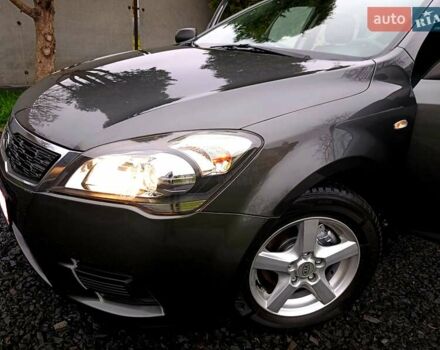 Сірий Кіа Сід, об'ємом двигуна 1.4 л та пробігом 187 тис. км за 6200 $, фото 1 на Automoto.ua