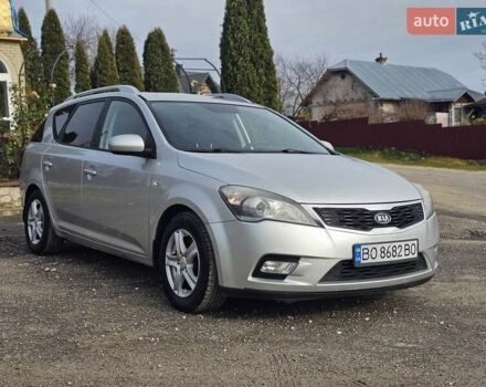 Серый Киа Сид, объемом двигателя 1.6 л и пробегом 190 тыс. км за 7200 $, фото 1 на Automoto.ua