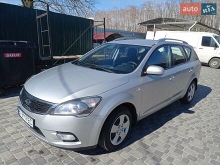 Киа Сид 2011 в Полтаве на Automoto.ua Серый Киа Сид, объемом двигателя 1.4 л и пробегом 205 тыс. км за 7000 $, фото 1 на Automoto.ua
