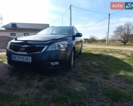 Серый Киа Сид, объемом двигателя 1.6 л и пробегом 280 тыс. км за 6900 $, фото 1 на Automoto.ua