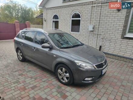 Серый Киа Сид, объемом двигателя 1.58 л и пробегом 241 тыс. км за 5700 $, фото 1 на Automoto.ua
