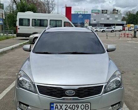 Серый Киа Сид, объемом двигателя 1.6 л и пробегом 234 тыс. км за 6400 $, фото 1 на Automoto.ua
