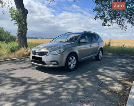 Серый Киа Сид, объемом двигателя 1.6 л и пробегом 238 тыс. км за 6750 $, фото 1 на Automoto.ua