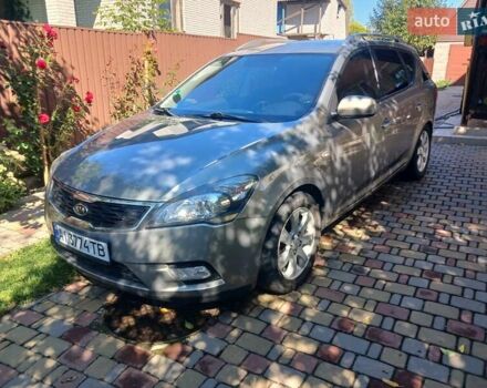 Серый Киа Сид, объемом двигателя 1.6 л и пробегом 215 тыс. км за 7200 $, фото 1 на Automoto.ua