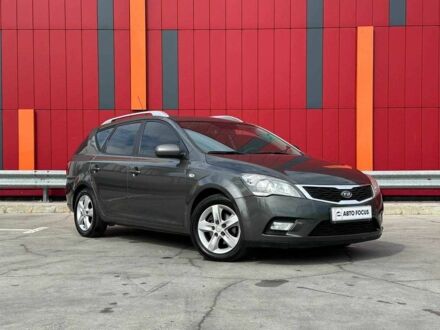 Серый Киа Сид, объемом двигателя 0 л и пробегом 241 тыс. км за 7490 $, фото 1 на Automoto.ua