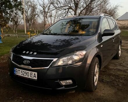 Сірий Кіа Сід, об'ємом двигуна 1.6 л та пробігом 24800 тис. км за 6200 $, фото 1 на Automoto.ua