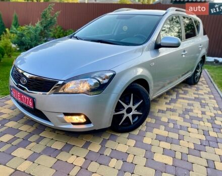 Серый Киа Сид, объемом двигателя 1.4 л и пробегом 163 тыс. км за 6300 $, фото 1 на Automoto.ua