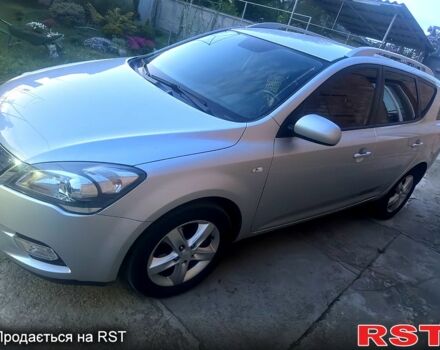 Серый Киа Сид, объемом двигателя 1.4 л и пробегом 200 тыс. км за 7900 $, фото 1 на Automoto.ua
