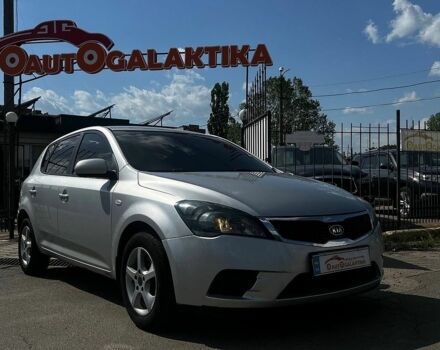 Серый Киа Сид, объемом двигателя 1.4 л и пробегом 155 тыс. км за 6099 $, фото 1 на Automoto.ua