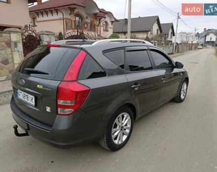 Сірий Кіа Сід, об'ємом двигуна 1.6 л та пробігом 259 тис. км за 6189 $, фото 1 на Automoto.ua