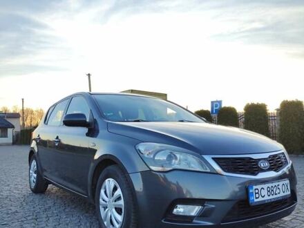 Сірий Кіа Сід, об'ємом двигуна 1.58 л та пробігом 183 тис. км за 6900 $, фото 1 на Automoto.ua