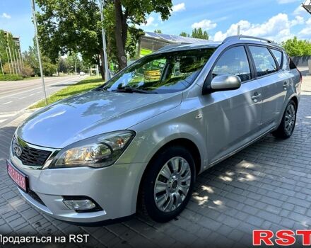 Серый Киа Сид, объемом двигателя 1.4 л и пробегом 160 тыс. км за 6600 $, фото 1 на Automoto.ua